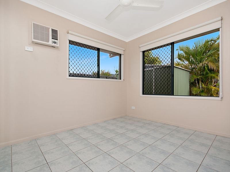 5 Nicholson Close, White Rock QLD 4868