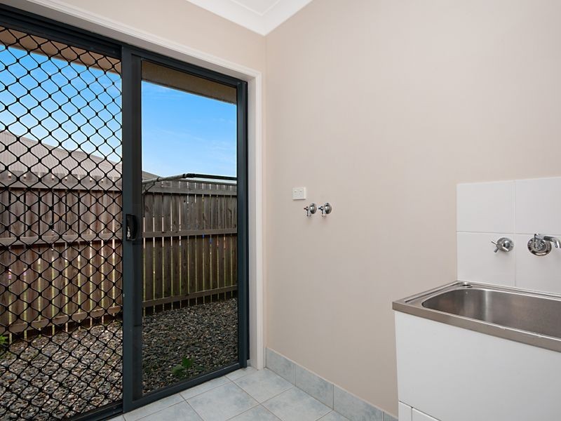 5 Nicholson Close, White Rock QLD 4868