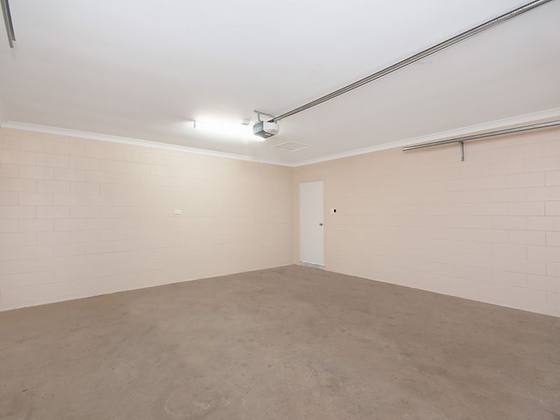 5 Nicholson Close, White Rock QLD 4868