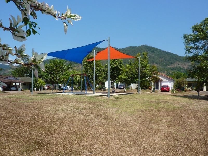 24 Silky Oak Court, Mooroobool QLD 4870