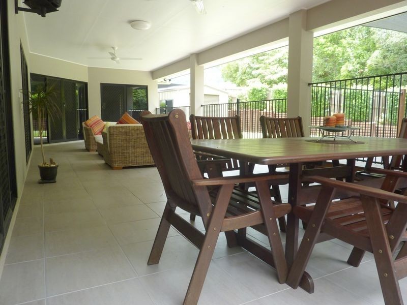 9 Mauro Close, Bentley Park QLD 4869