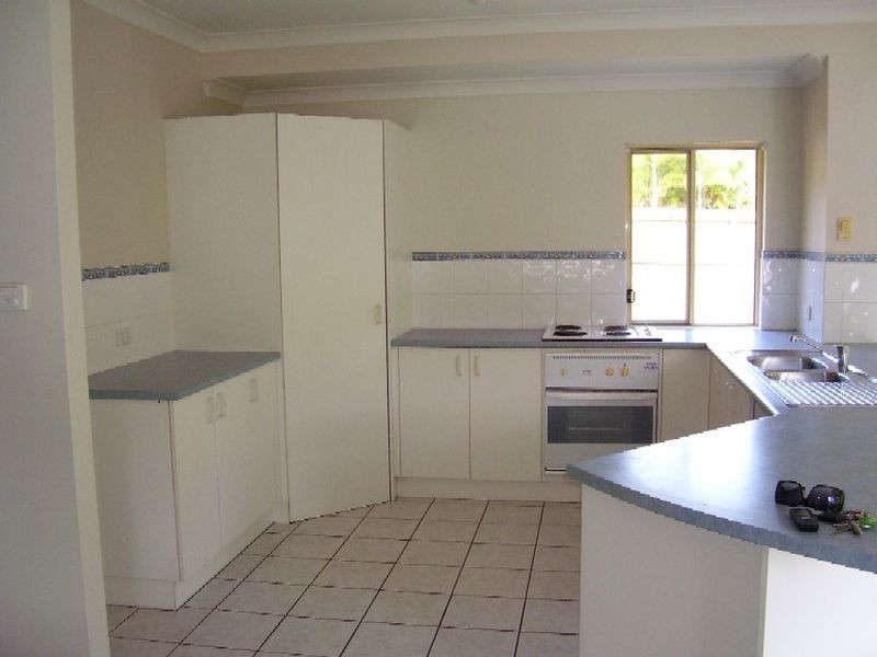 30 Templar Crescent, Bentley Park QLD 4869