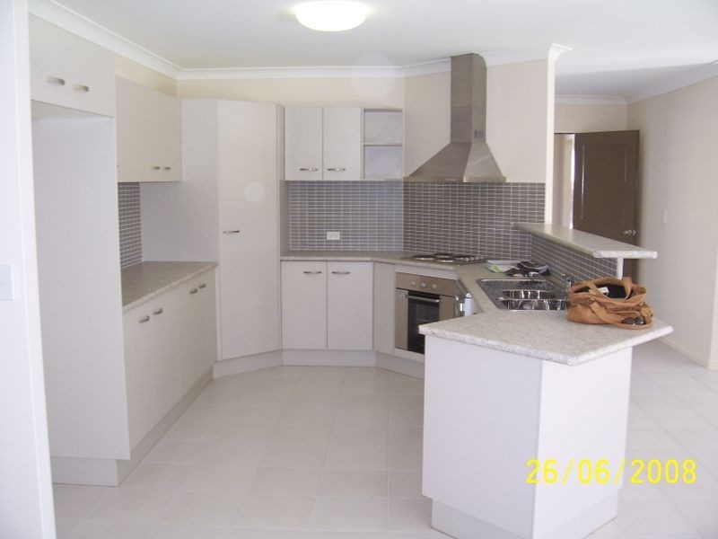 1 Chandra Close, Redlynch QLD 4870