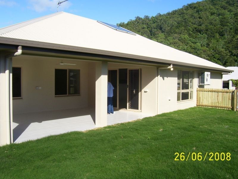 1 Chandra Close, Redlynch QLD 4870