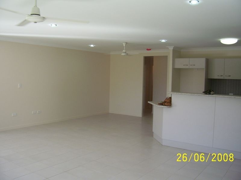 1 Chandra Close, Redlynch QLD 4870