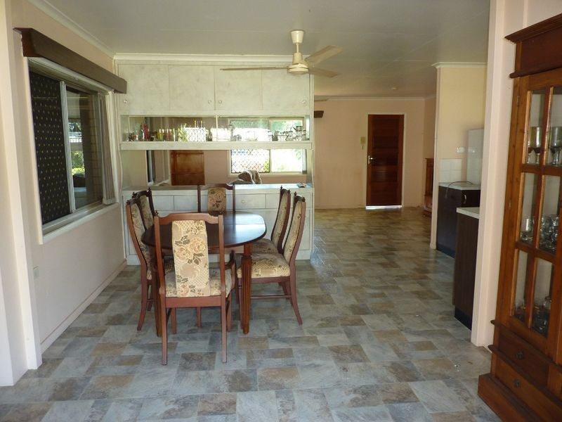 9 Zircon Street, Bayview Heights QLD 4868