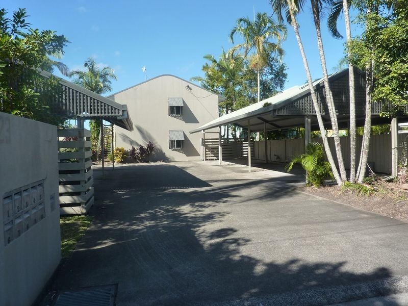 1/23 Balaclava Road, Earlville QLD 4870