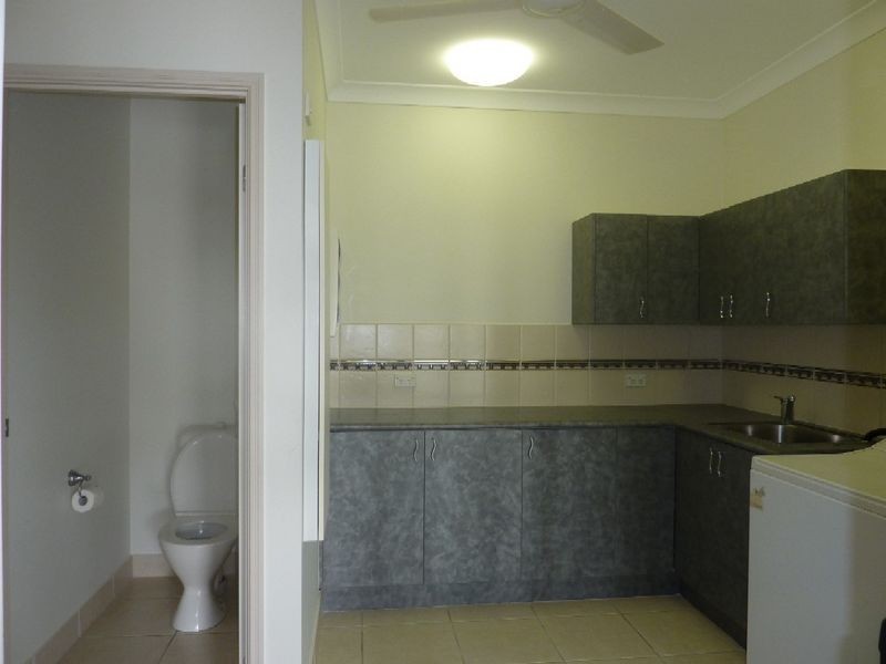 12 Picnic Street, White Rock QLD 4868