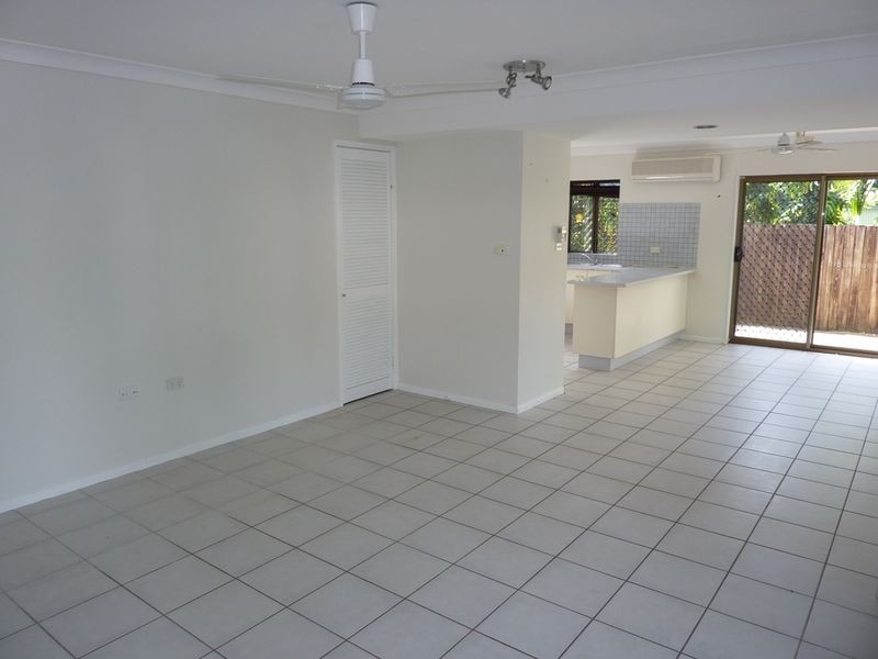 4/14 Rowe Street, Earlville QLD 4870