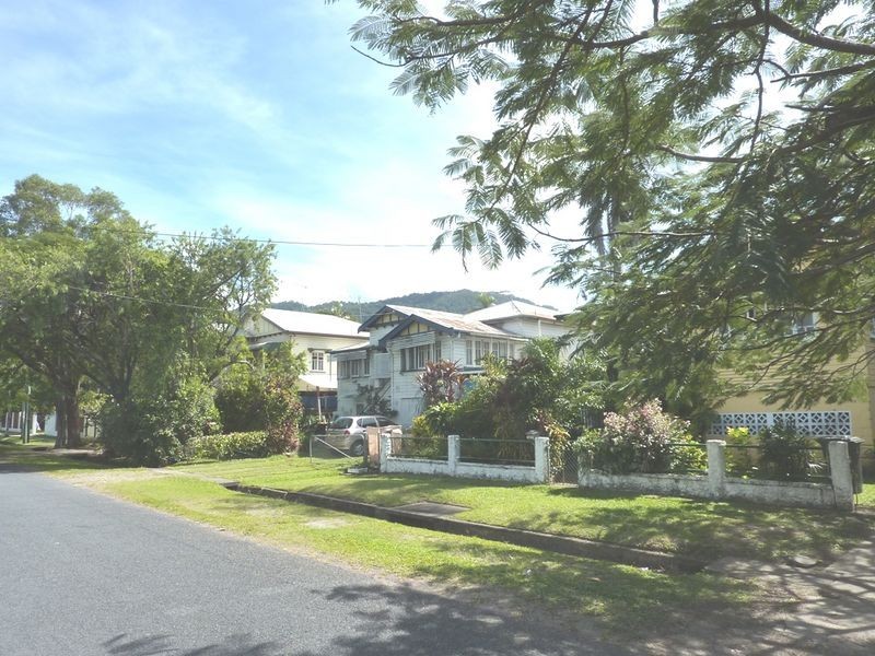 4/14 Rowe Street, Earlville QLD 4870