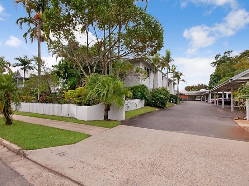 10/8 Rose Street, Westcourt QLD 4870