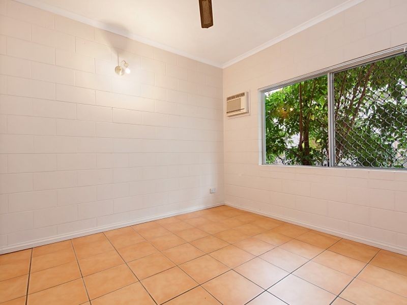 10/8 Rose Street, Westcourt QLD 4870