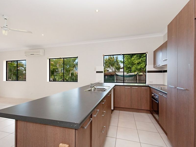 13 Aniston Street, White Rock QLD 4868