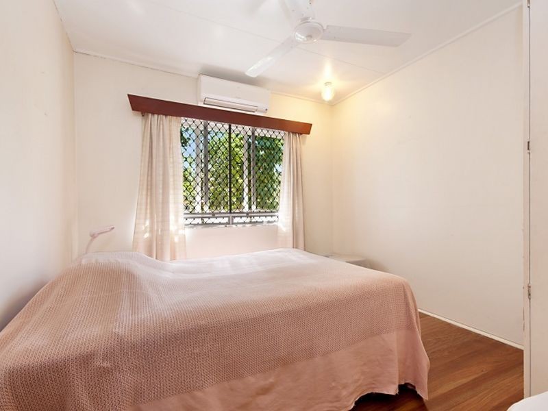 12 Page Street, Earlville QLD 4870