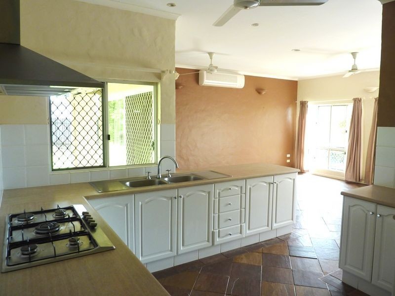 3 Sybil Close, Mount Sheridan QLD 4868