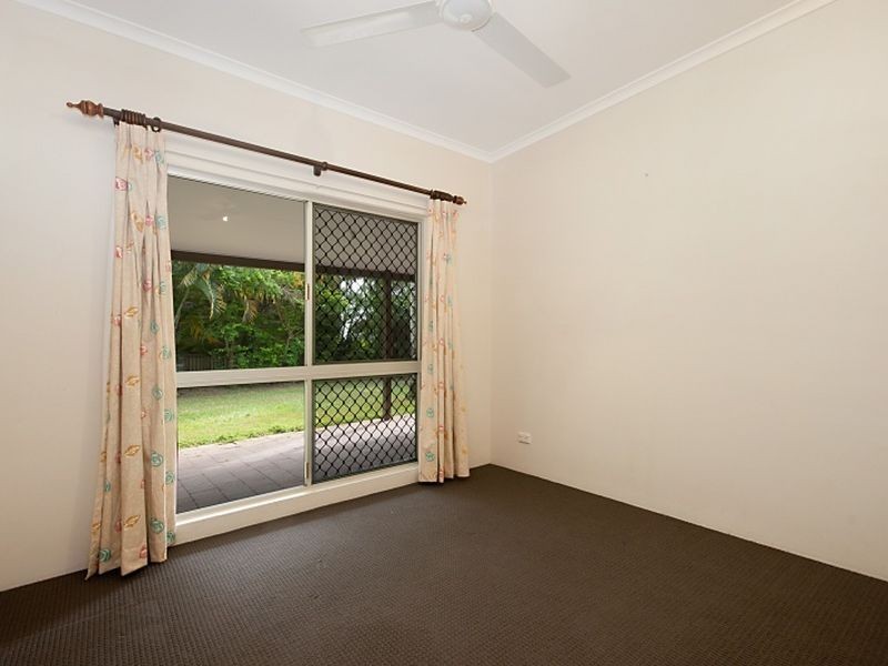 27 Barnes Street, Earlville QLD 4870