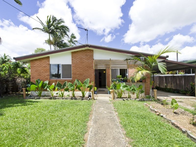 7 Page Street, Earlville QLD 4870