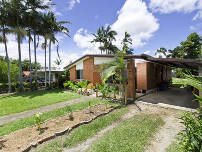 7 Page Street, Earlville QLD 4870