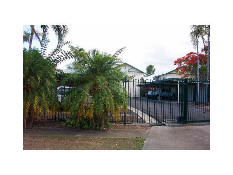 1/7-9 Charlotte Close, Woree QLD 4868