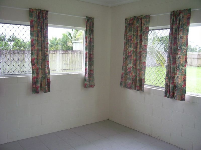 115 Robert Road, Bentley Park QLD 4869