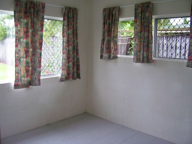 115 Robert Road, Bentley Park QLD 4869
