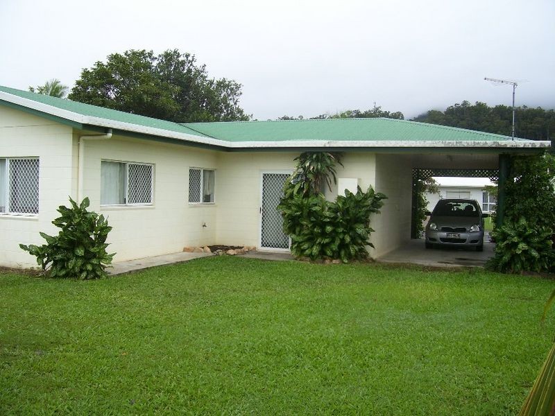 115 Robert Road, Bentley Park QLD 4869