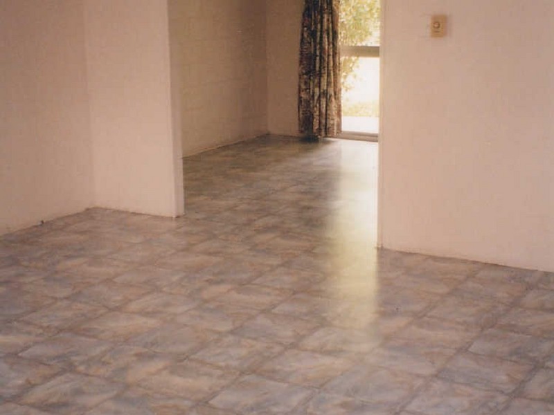 85 Mclaughlin Road, Bentley Park QLD 4869