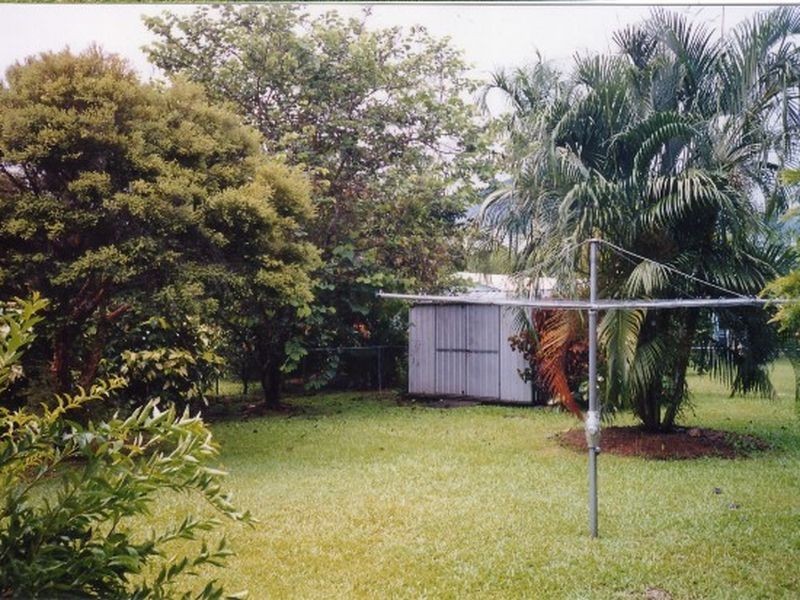 85 Mclaughlin Road, Bentley Park QLD 4869