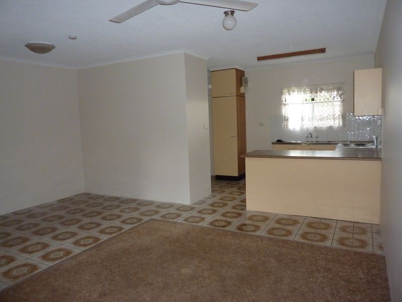 3/7 Pioneer Street, Manoora QLD 4870