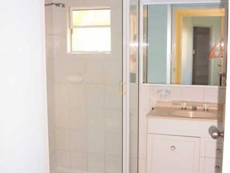 1/9 Balaclava Road, Earlville QLD 4870