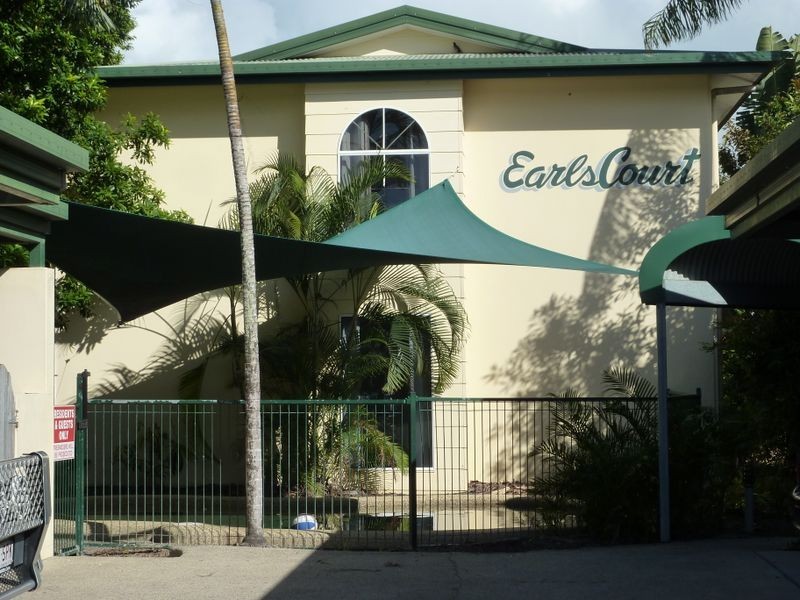 1/5 Balaclava Road, Earlville QLD 4870