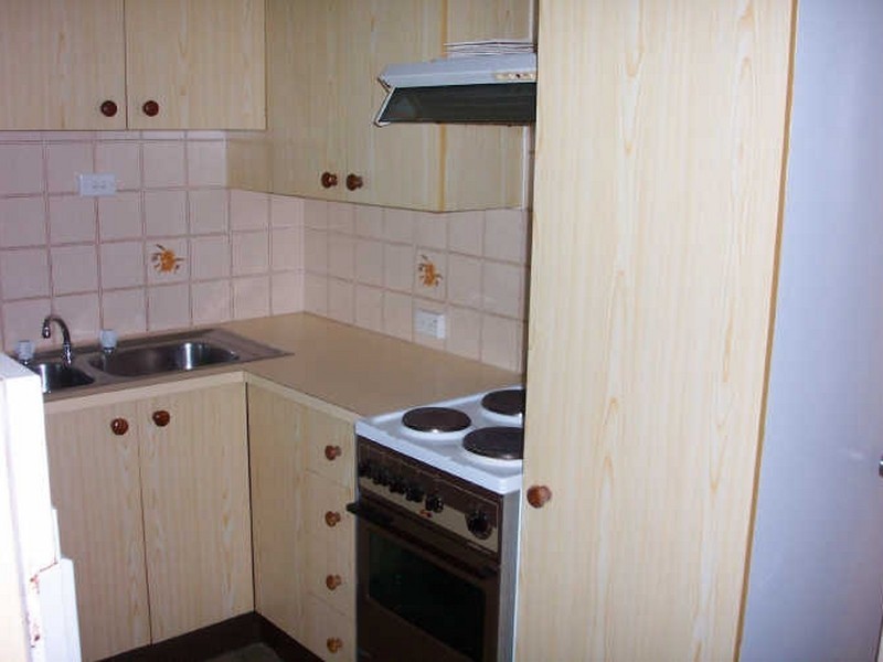 13/451 Severin Street, Manunda QLD 4870