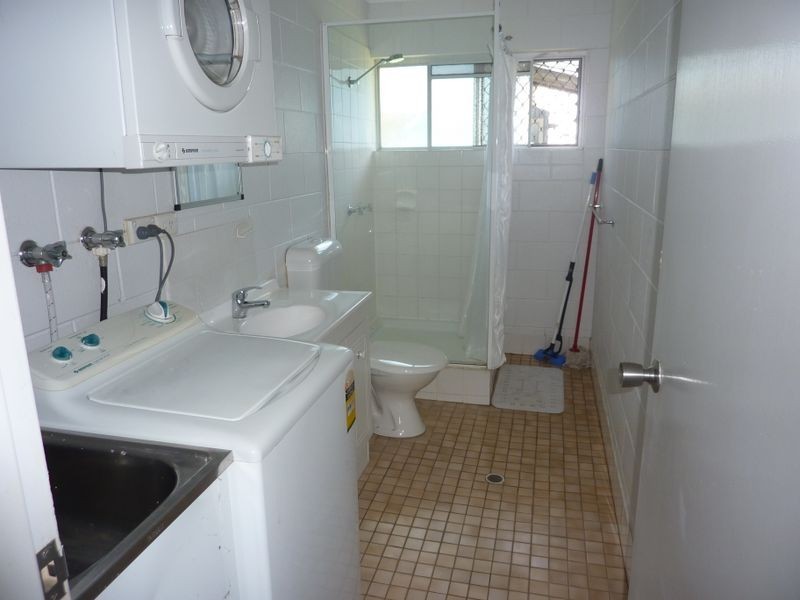 5/239 Lyons Street, Westcourt QLD 4870