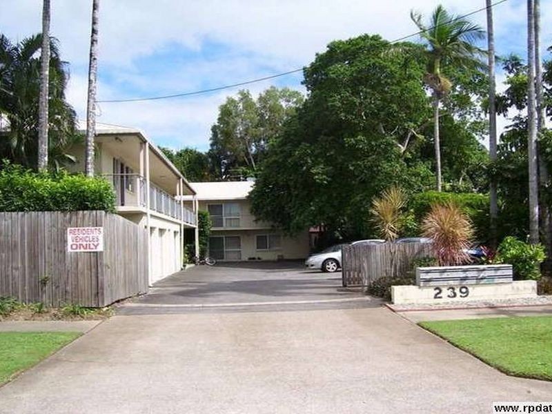 5/239 Lyons Street, Westcourt QLD 4870