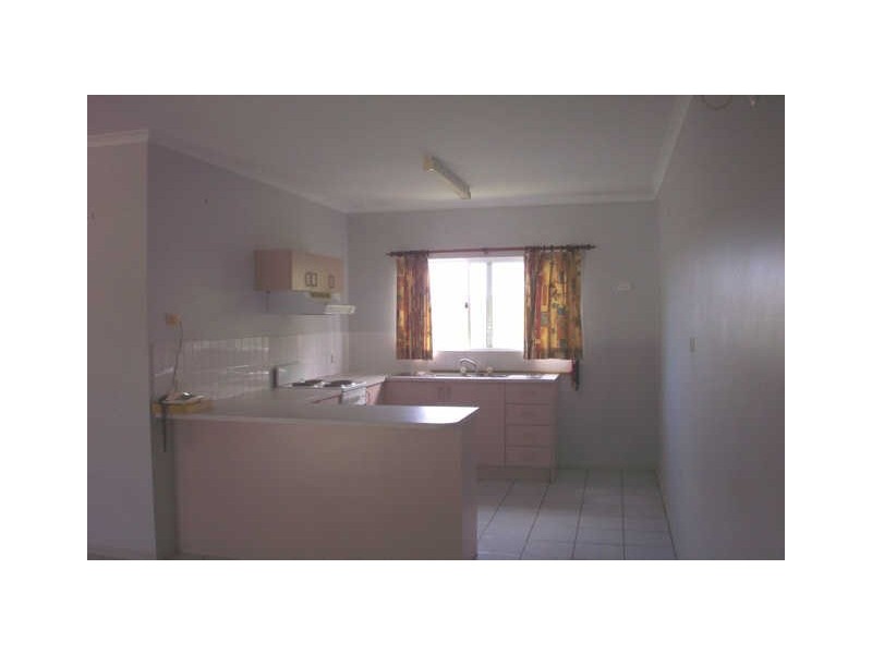 3/27 Mintaro Crescent, Woree QLD 4868