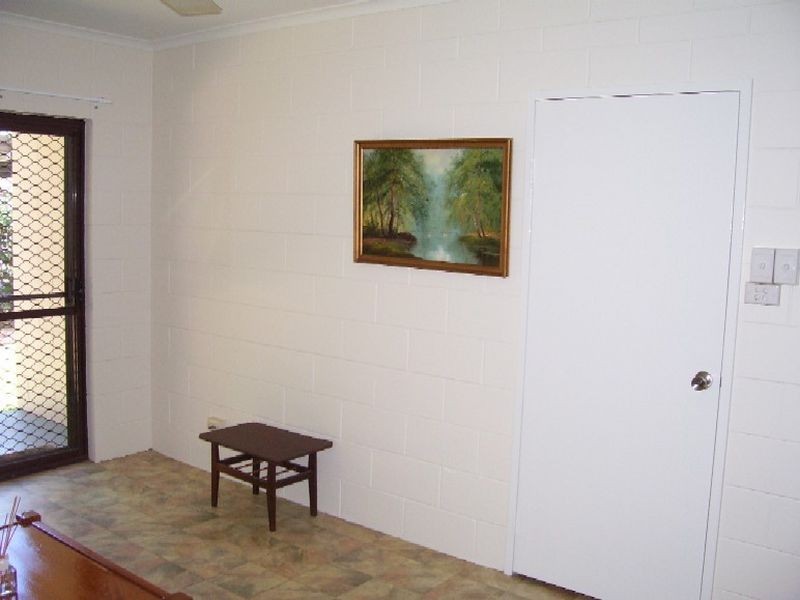 4/439 Severin Street, Manunda QLD 4870