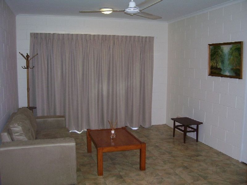 4/439 Severin Street, Manunda QLD 4870