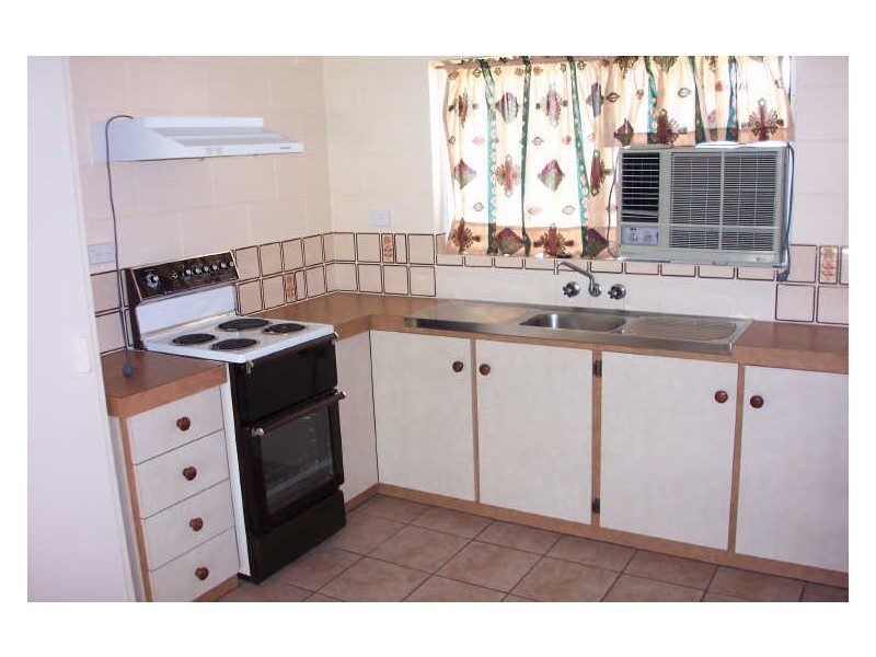 7/12 Girralong Street, Woree QLD 4868