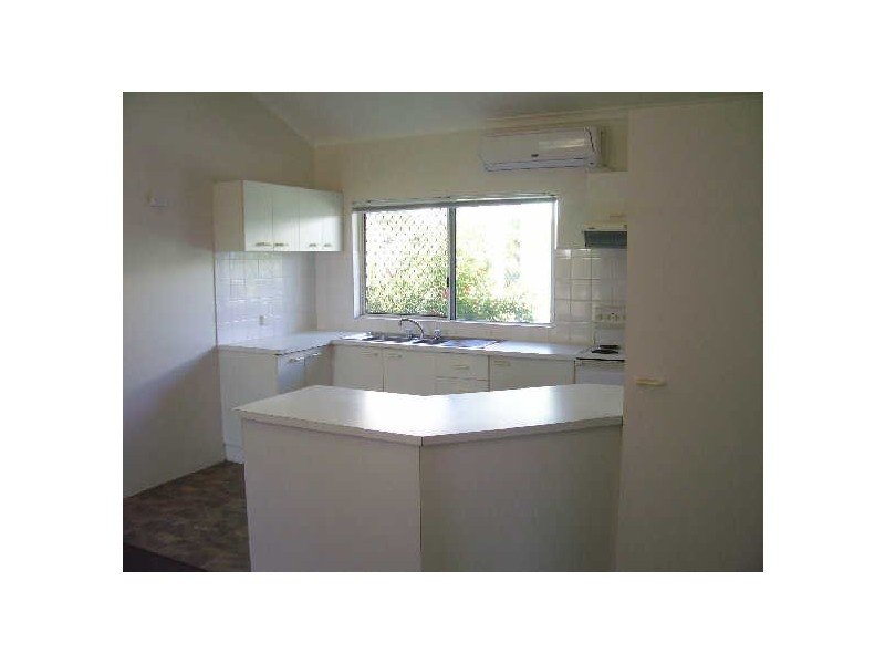 8/23 Balaclava Road, Earlville QLD 4870