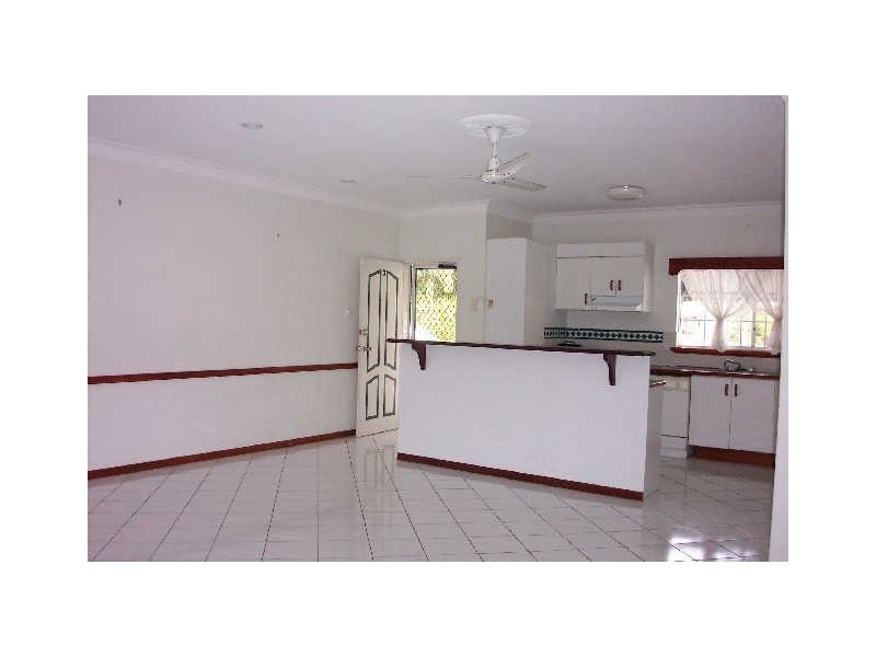 3/9 Varese Street, Woree QLD 4868