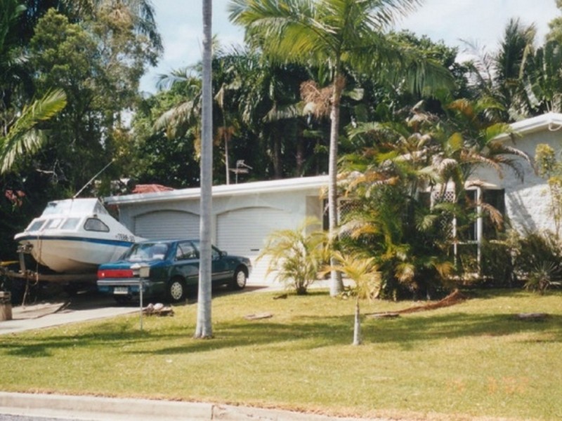 Palm Cove QLD 4879
