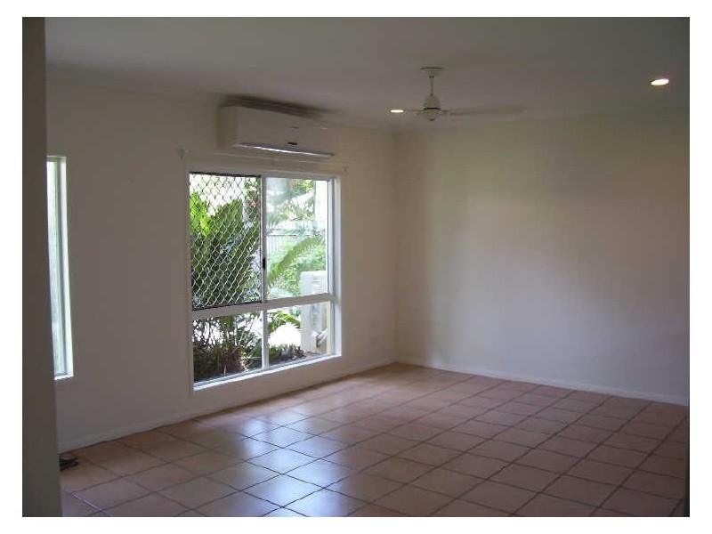 2/57 Barnard Drive, Mount Sheridan QLD 4868