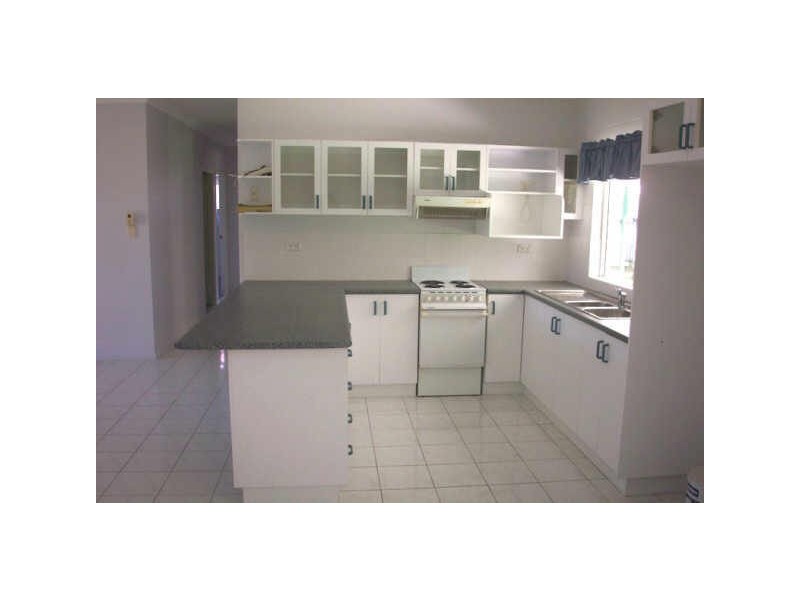 15 Tarcoola Street, Mount Sheridan QLD 4868