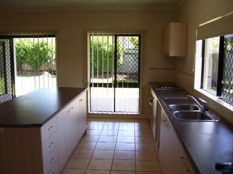 135 Timberlea Drive, Bentley Park QLD 4869