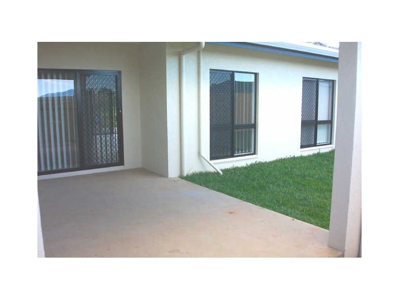 155 Timberlea Drive, Bentley Park QLD 4869