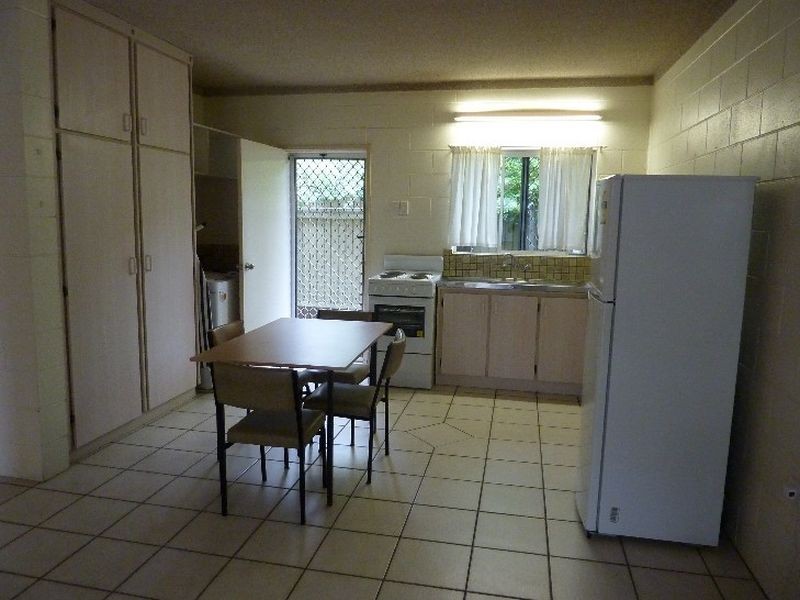 1/222 Grafton Street, Cairns QLD 4870