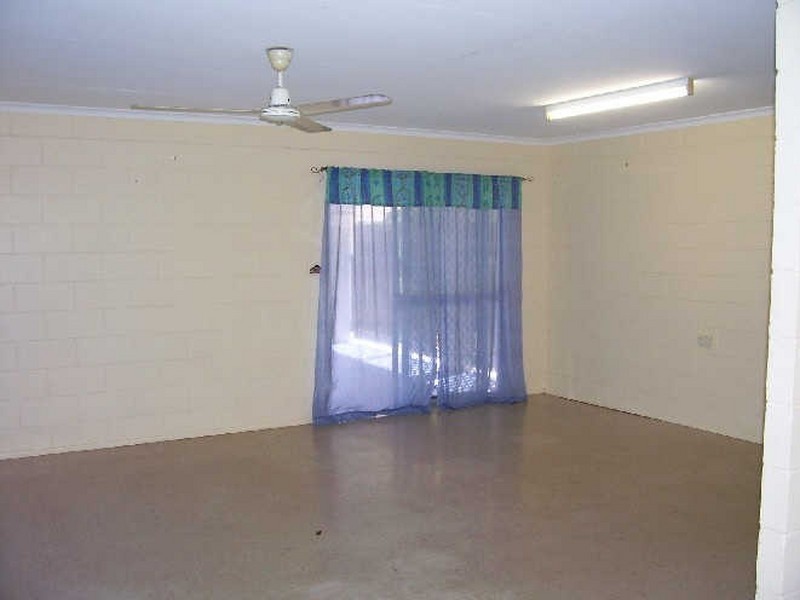 6 Iluka Close, White Rock QLD 4868