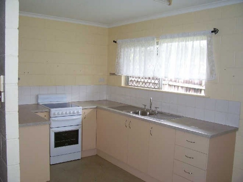 6 Iluka Close, White Rock QLD 4868