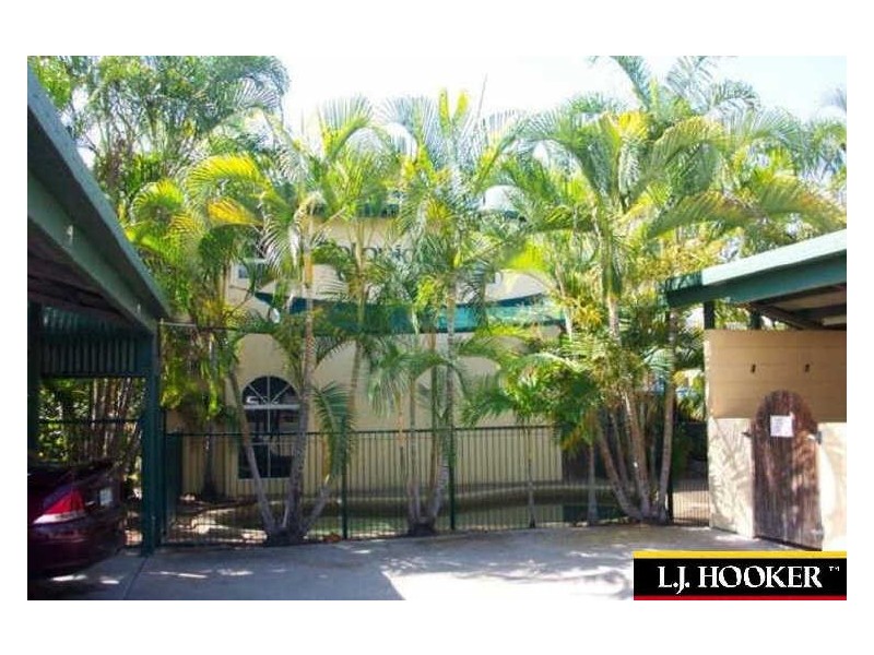 2/9 Balaclava Road, Earlville QLD 4870