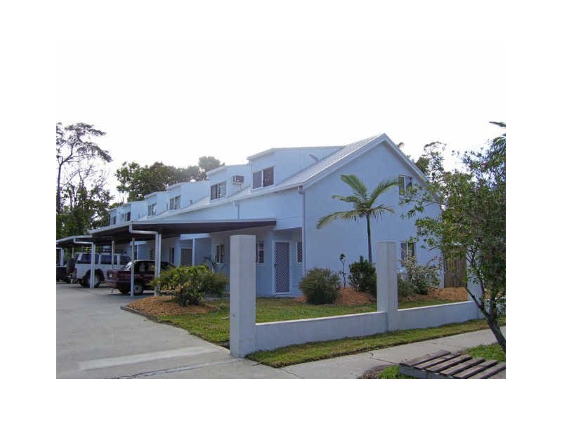 12/464 Mccoombe Street, Mooroobool QLD 4870